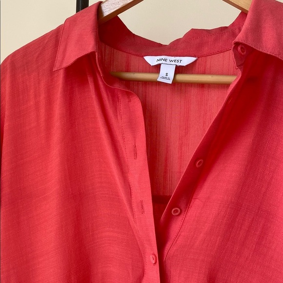 Nine West Pink Button Down Tie Front Top - Picture 2 of 4
